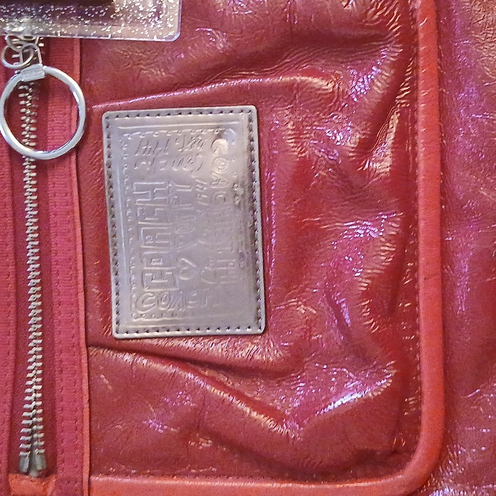 Coach heart poppy red large tote bag - Picture 3 of 17